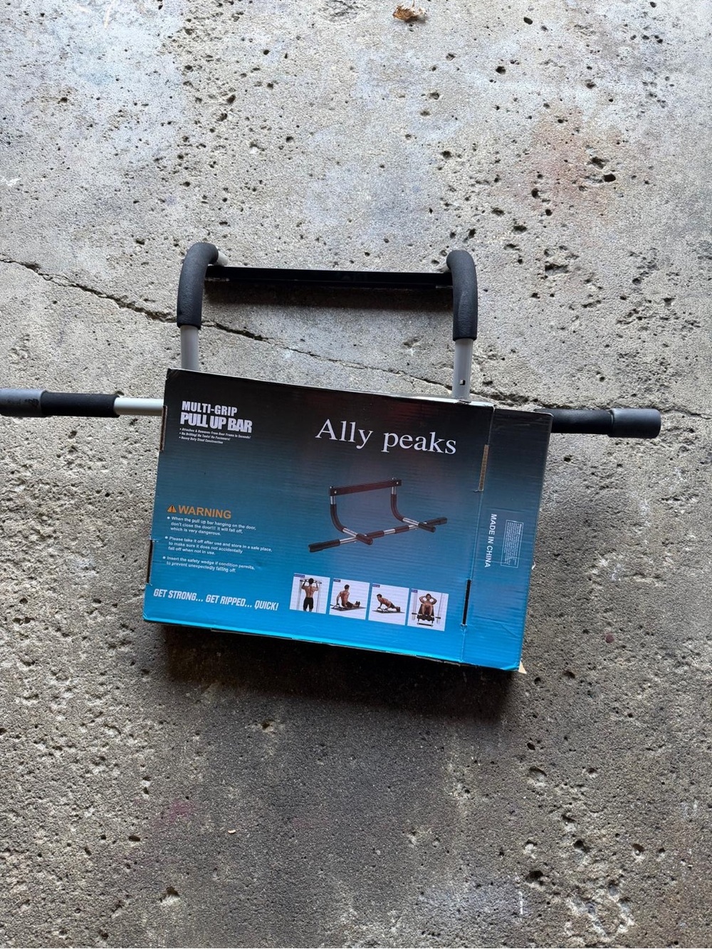Ally Peaks Multi-Grip Pull Up Bar - Black with Blue Box